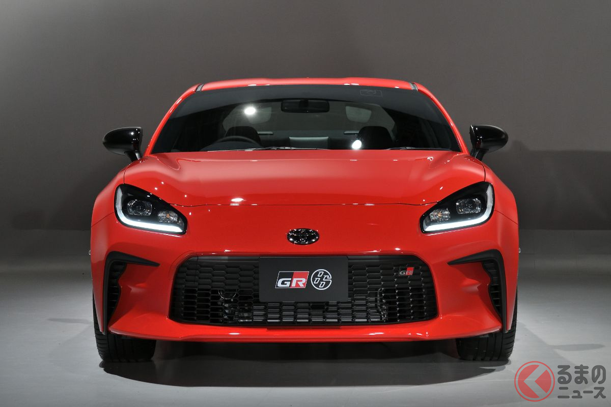 トヨタ新型 Gr86 と日産新型 フェアレディz がソックリ 両車の意外な共通点とは くるまのニュース 自動車情報サイト 新車 中古車 Carview