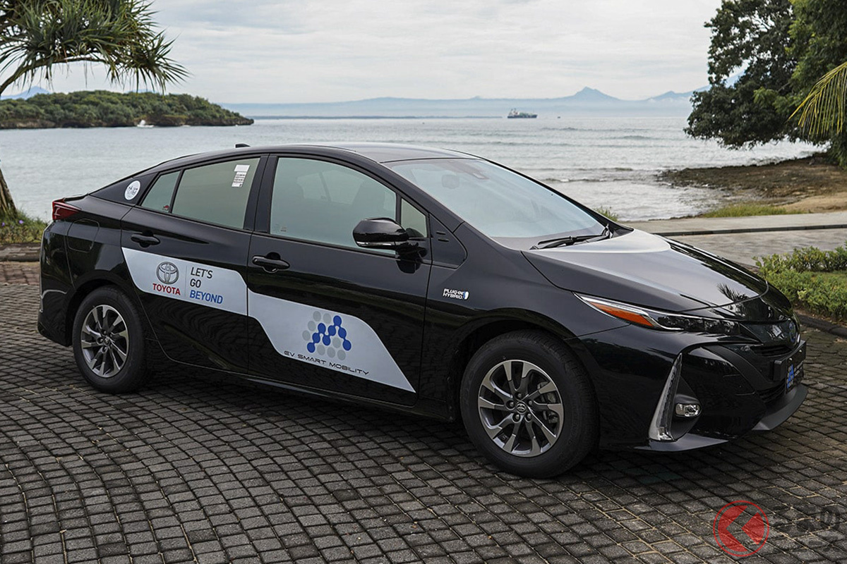 トヨタ コムス 電気自動車 EV リーフ プリウス