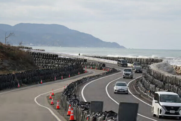 新たな道路は「海だった場所」へ 地震でズタズタになった国道、全線復旧にめど 能登
