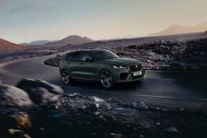 『ジャガーF-PACE』に550PSを誇るSVO謹製マットグリーンの特別仕様車。7台限定で発売