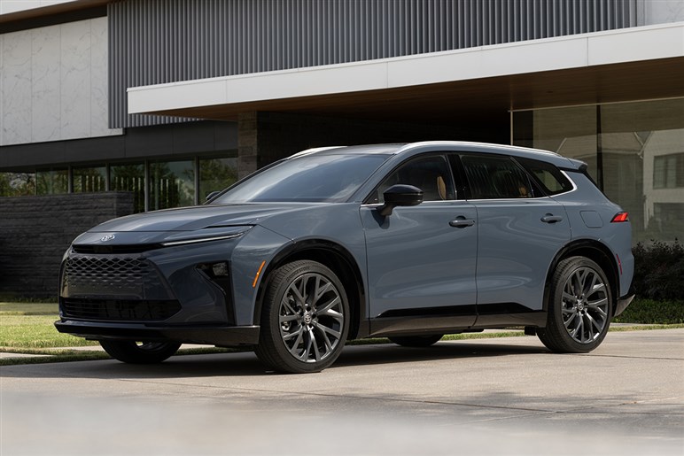 「そんなに遅れるの？」クラウンエステート、アルヴェル廉価版ほか待望の車種が軒並み発売延期に