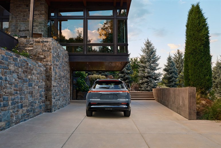 「そんなに遅れるの？」クラウンエステート、アルヴェル廉価版ほか待望の車種が軒並み発売延期に