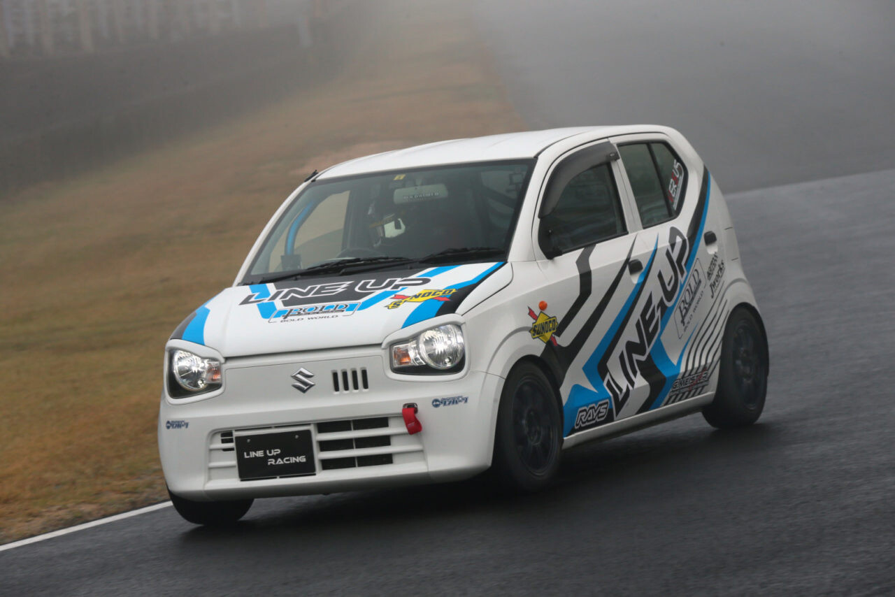 「軽さは最大の武器だ！」格上を撃墜する車重550キロの商用アルトバンが素敵すぎる！！