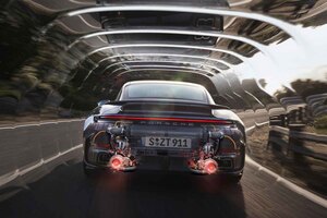 革新のハイブリッド技術搭載の新型ポルシェ「911ターボS」登場！2基の電動ターボ搭載