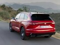 VW 新型「トゥアレグ」欧州発表 新ヘッドライト採用のフルサイズSUV