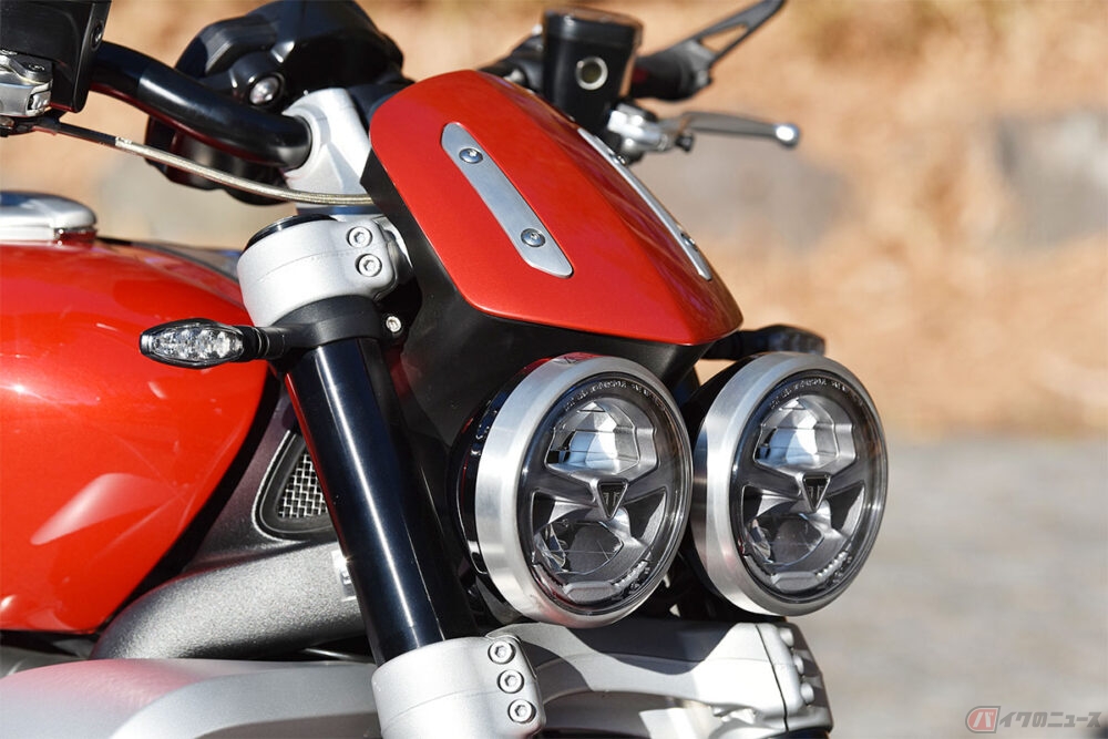排気量2458cc 量産バイク世界最大排気量のトライアンフ ロケット3r は欲張りすぎる究極のパワークルーザー バイクのニュース 自動車情報サイト 新車 中古車 Carview