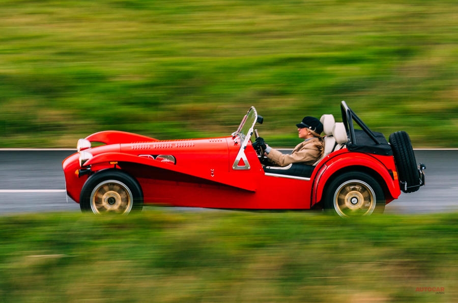 レトロでラグジュアリーな新型車 ケータハムからスーパーセブン1600が登場 英国価格およそ452万円から Autocar Japan 自動車情報サイト 新車 中古車 Carview