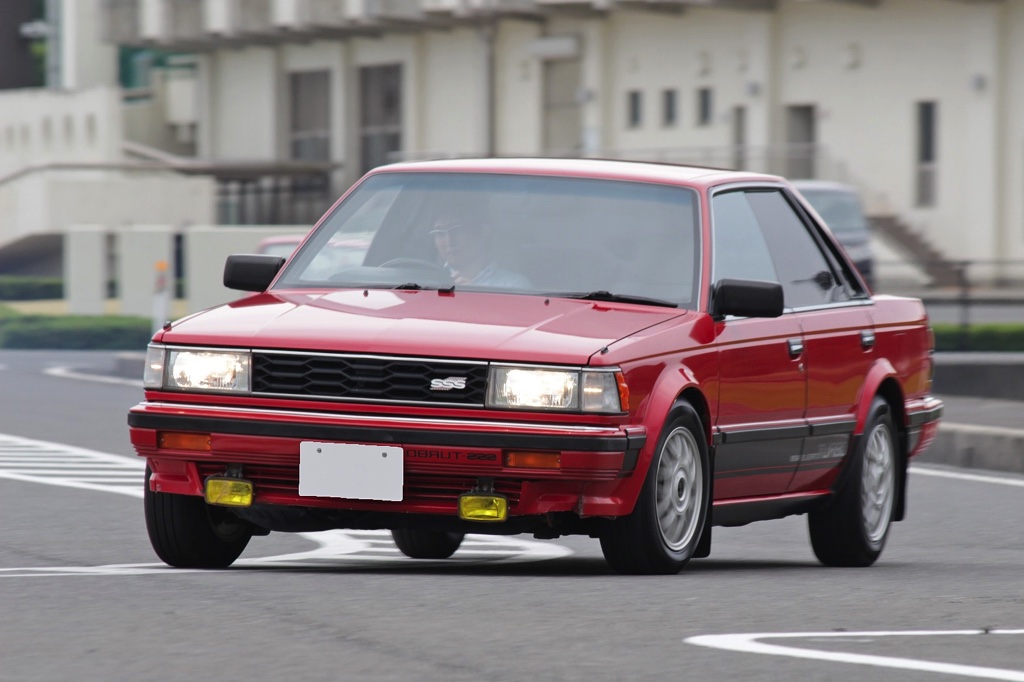910の呪縛から逃れられなかった外装デザイン Ff駆動を採用した初めてのブルーバード Maniaxcars Web Option 自動車情報サイト 新車 中古車 Carview
