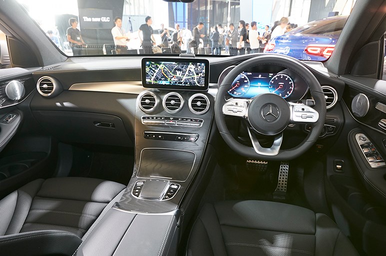メルセデス、最多販売SUVのGLC/GLCクーペをマイナーチェンジ。価格は690から