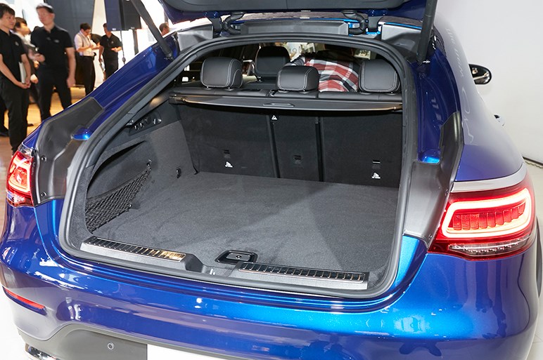 メルセデス、最多販売SUVのGLC/GLCクーペをマイナーチェンジ。価格は690万円から