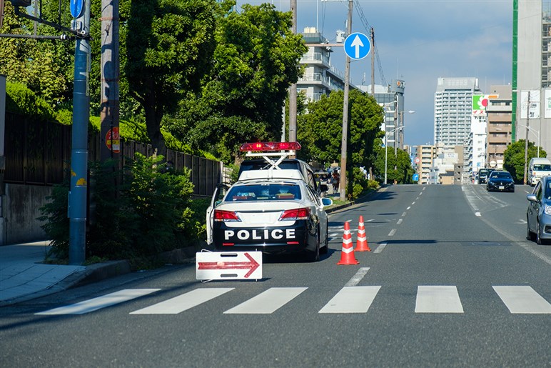 【スピード違反】「15キロ以内は捕まらない」説は本当？ “わずか数キロ”で検挙数が激増する「グレーゾーン」の罠とは
