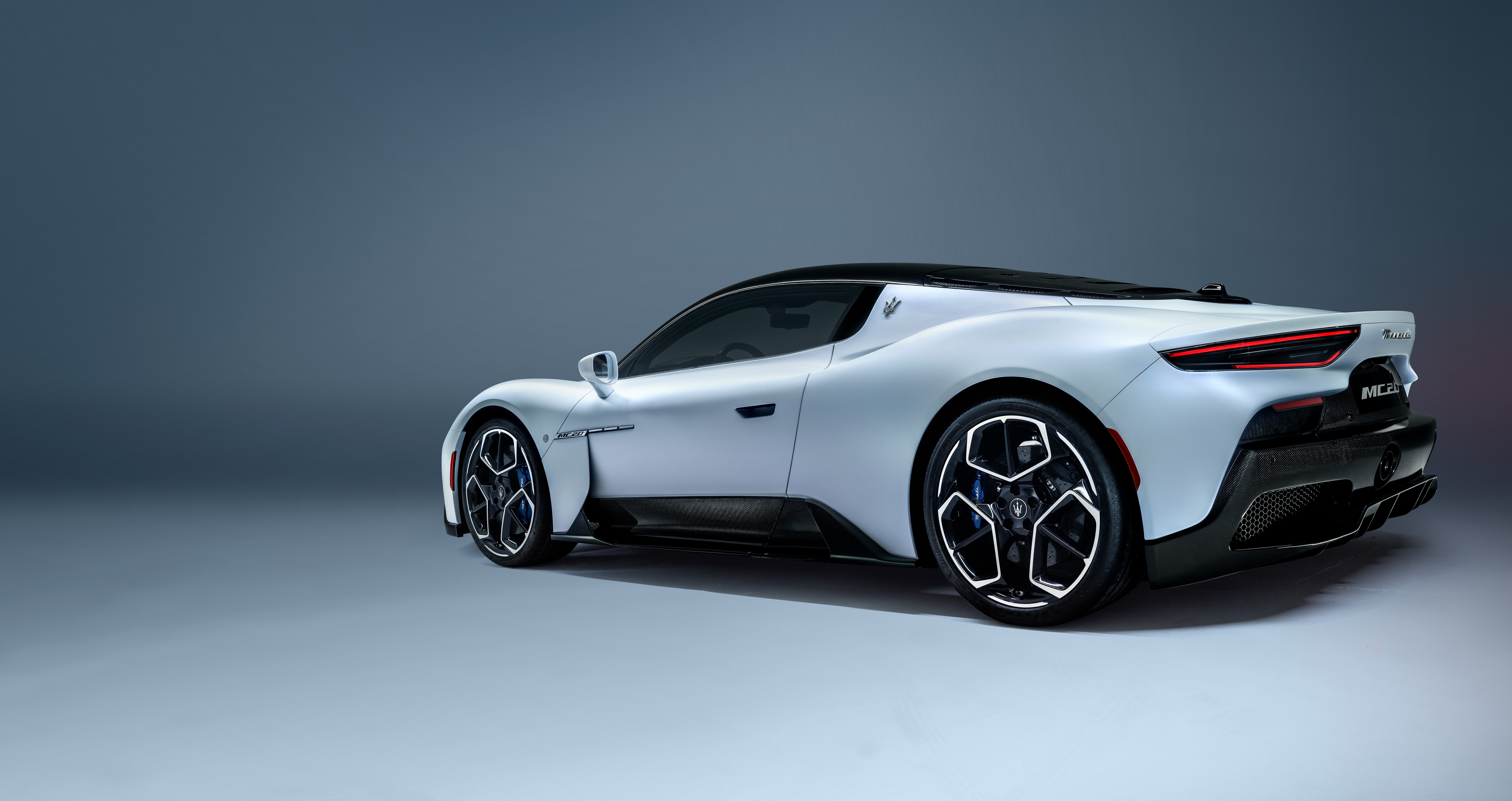 マセラティmcデビュー スーパースポーツカーの全容とは Gq Japan の写真 5ページ目 自動車情報サイト 新車 中古車 Carview