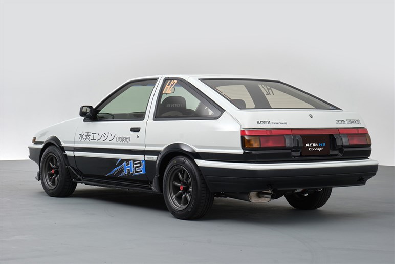 さすが本家の完成度！ 名車「AE86」＝レビトレをEVと水素車にトヨタが魔改造