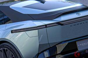 トヨタ新型「カローラ」!? “7年以上ぶり”全面刷新で「大胆デザイン」に!? ガソリンエンジンも「もちろん想定」の「コンセプト」が示す次期モデルとは