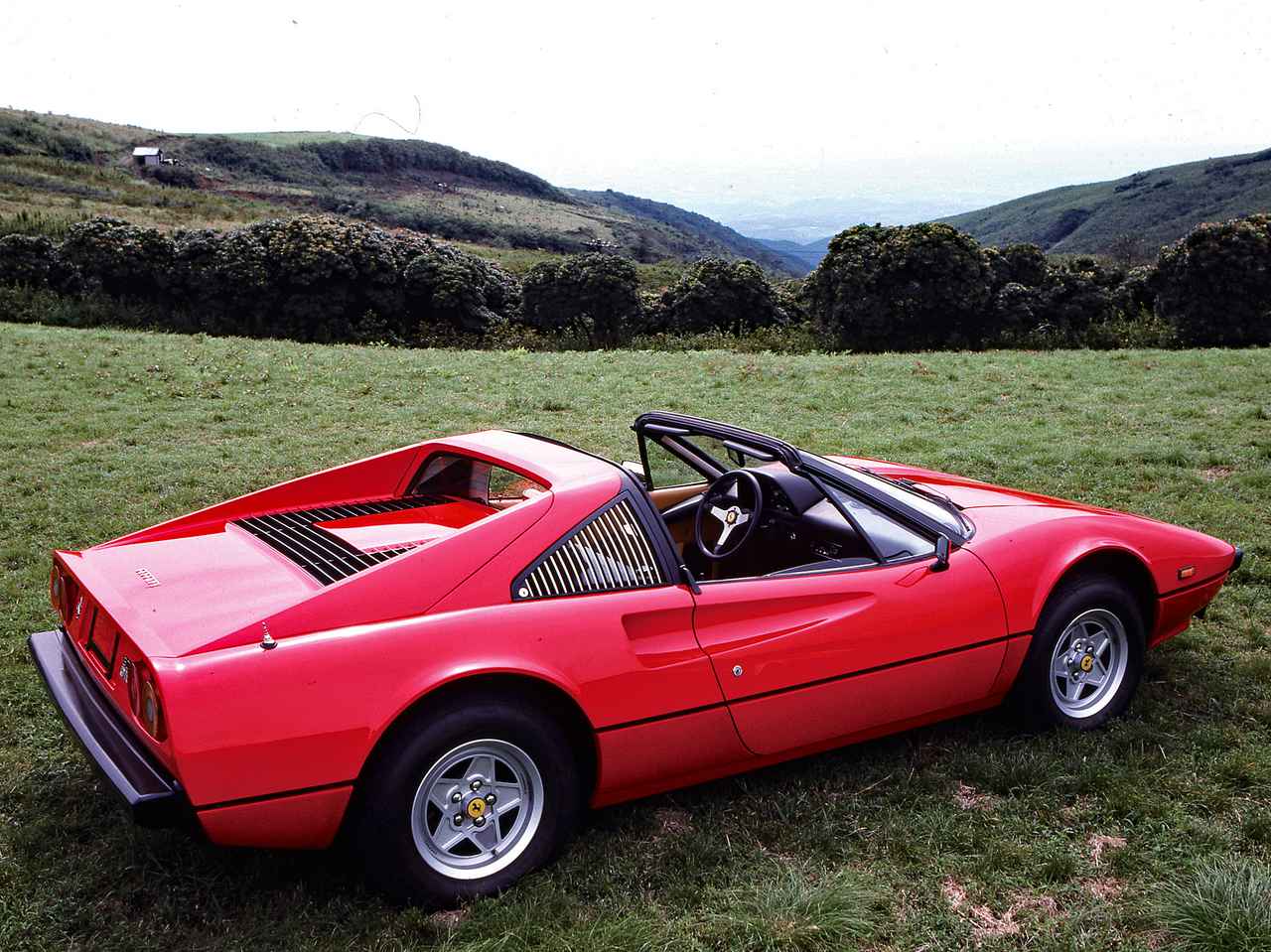 スーパーカー年代記 014 フェラーリ 308gtbの進化形 308gts 308gtbクワトロバルボーレ Webモーターマガジン 自動車情報サイト 新車 中古車 Carview