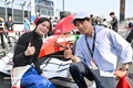 カヌー競技メダリストの羽根田卓也がスーパーフォーミュラ第3戦もてぎを訪問。Jujuにエール