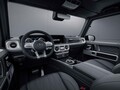 メルセデスAMG G63 オトナの風格漂う“黒×金”コントラストの限定車 欧州発表