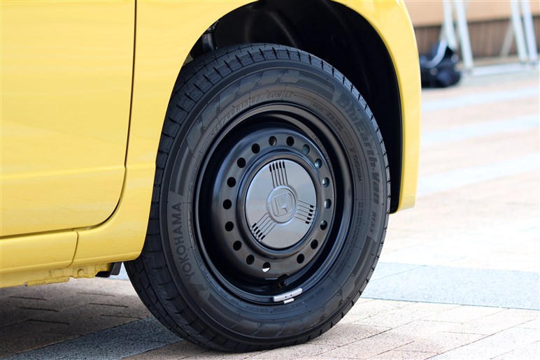 【本当に商用？】エンジン車の倍よく出来てる「Nバンe:」は“おひとり様”のハンディをはねのけるか