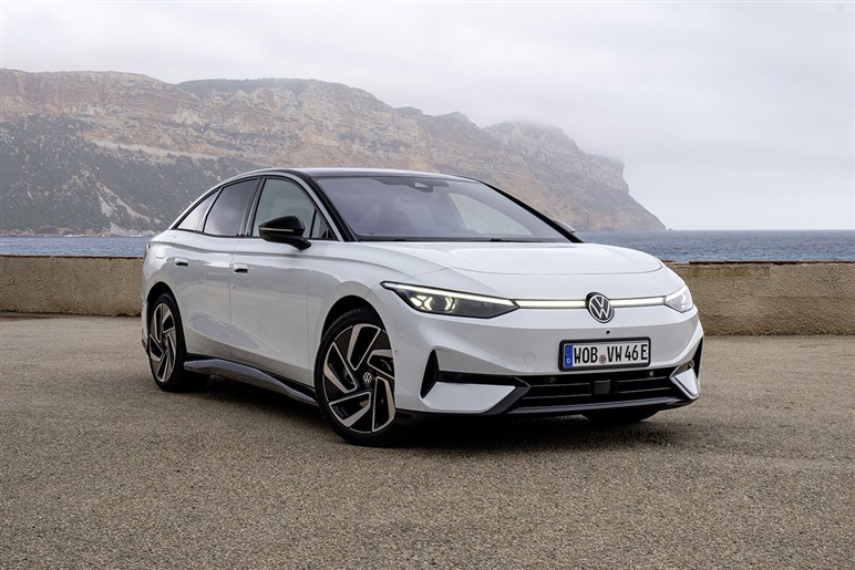 最高傑作のEV。「ID.7」は900超えだが久しぶりにVWらしい良さがあふれている！
