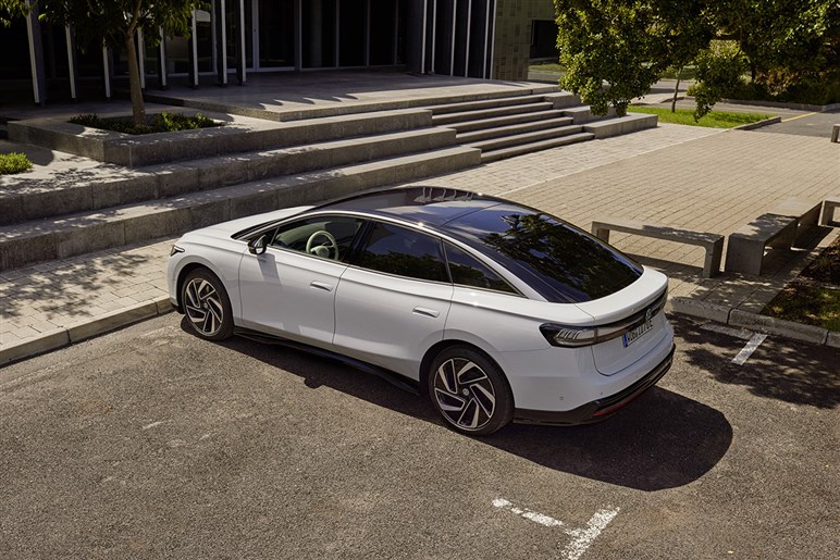 最高傑作のEV。「ID.7」は900超えだが久しぶりにVWらしい良さがあふれている！