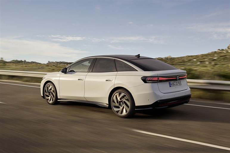 最高傑作のEV。「ID.7」は900超えだが久しぶりにVWらしい良さがあふれている！