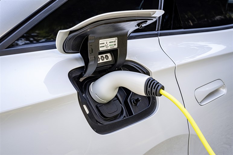最高傑作のEV。「ID.7」は900超えだが久しぶりにVWらしい良さがあふれている！