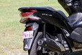 売れてるホンダ「PCX」試乗。250ccクラスのような存在感と安定した走りを持つがメットインは要チェック