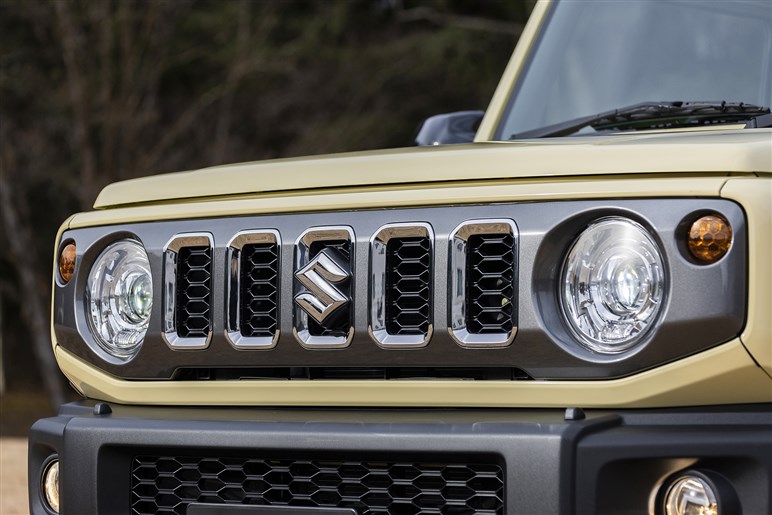 【ついに5ドア発表】「ジムニー ノマド」はAT車が275。もう“予約可能”で納期はどうなる？