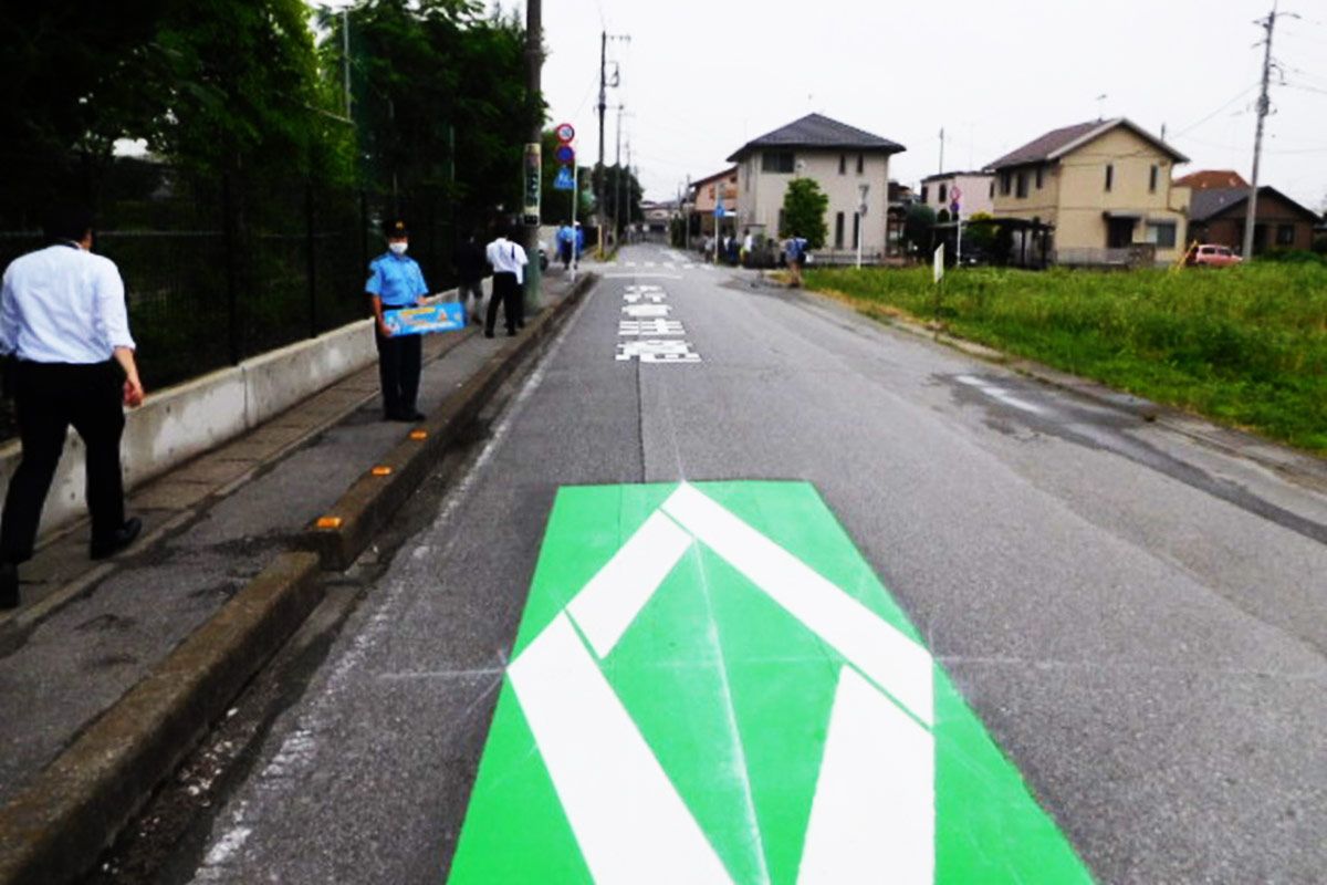 道路の「ひし形」の意味知らない人多い？ 栃木県では「緑の◇」も登場、なぜ？ 正しく理解したいダイヤマークとは