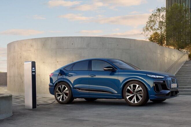アウディ、電動『Q6 e-tron』にSUVクーペのスポーツバックを追加。世界的な販売記念限定車も導入