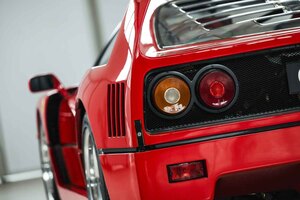 フェラーリ「F40」が約4.6億円で落札！どこまで高騰するのか“最後のピュアフェラーリ”