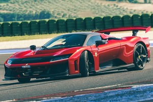 フェラーリF80（2）　パフォーマンス追求V6 HVの「正解」　歴代以上の壮大な感動はあるか？