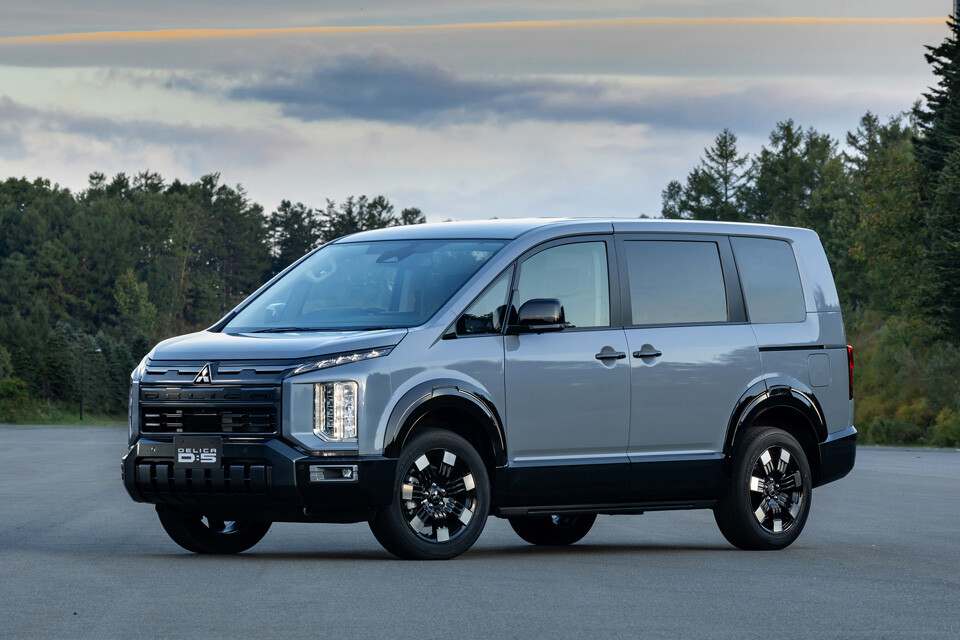 大幅に改良された三菱自動車の新型「デリカD:5」、進化のポイントは？