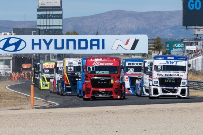 すでにシリーズ“7冠”を決めた王者が14回目のポールポジションとシーズン19勝に到達／ETRC最終戦