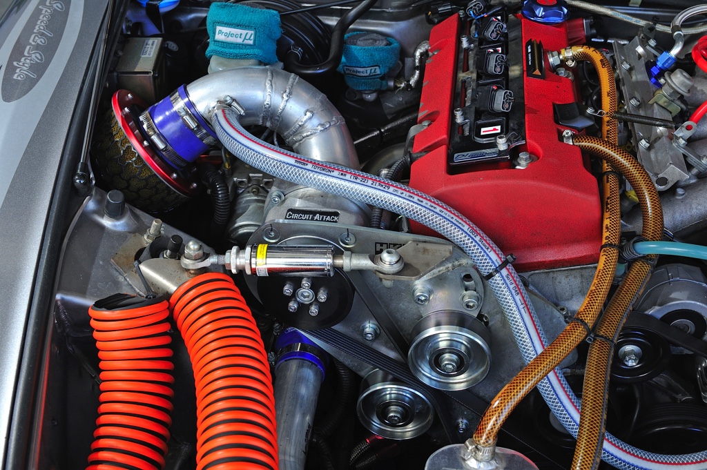 これがs00ストリート最強スペックだ 2 4l スーパーチャージャーで全域トルクフルな400馬力を実現 Web Option 自動車情報サイト 新車 中古車 Carview