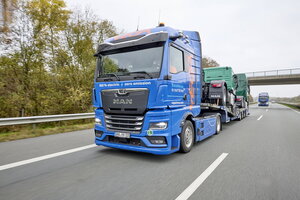 鉄道とBEVトラックは理想的な組み合わせ!?　MANが「モーダルコンビネーション」で新車輸送を脱炭素化！