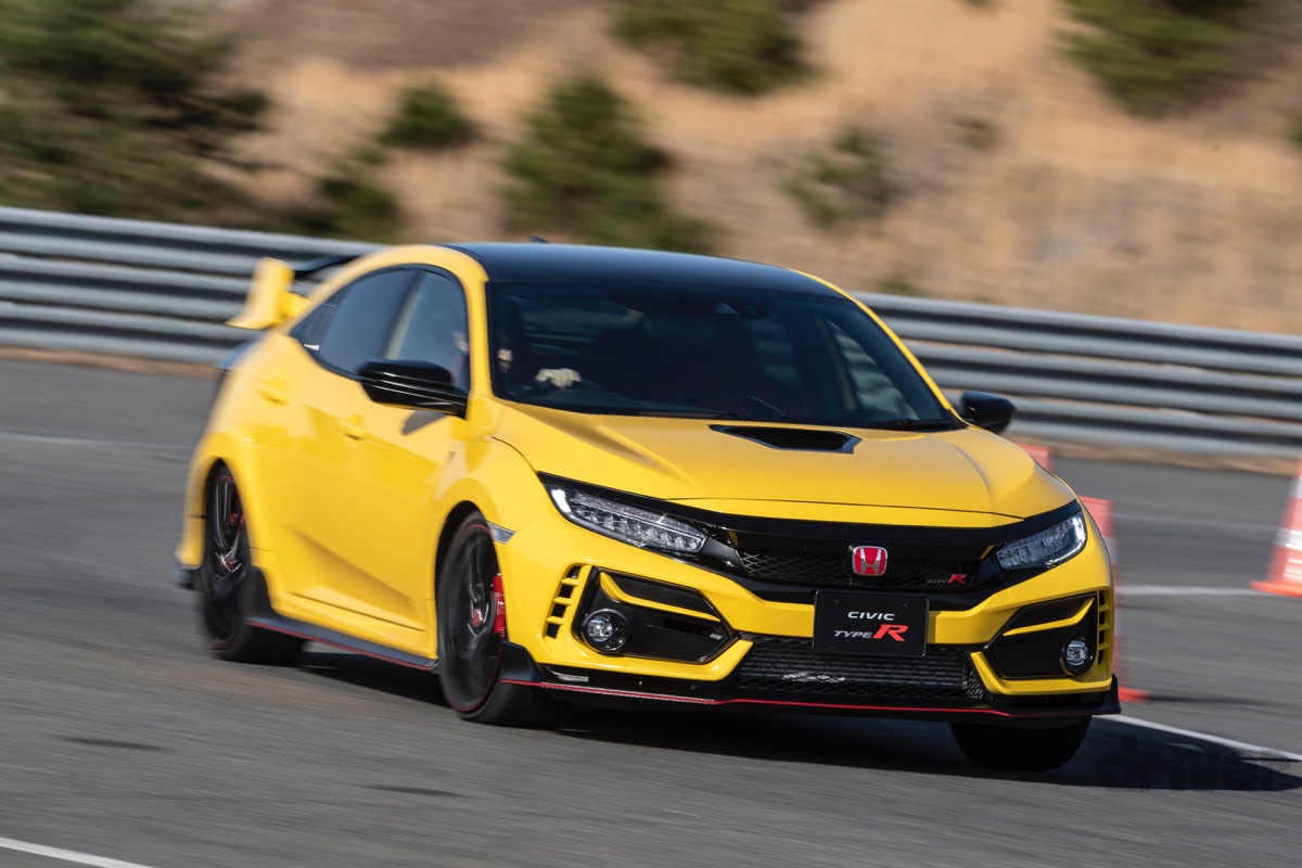 新旧シビックを試乗 その2 史上最強ffスポーツ タイプｒの限定車は次元が違うって Driver Web 自動車情報サイト 新車 中古車 Carview