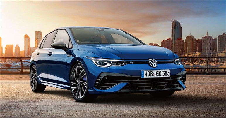 VWゴルフに最強の「R／Rヴァリアント」が追加。歴代最高320馬力、約640から