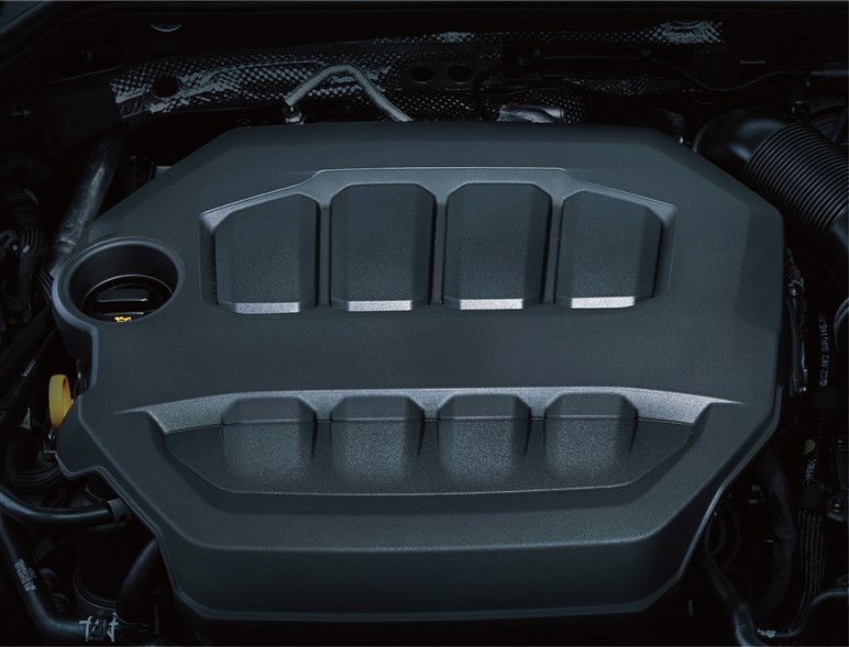 VWゴルフに最強の「R／Rヴァリアント」が追加。歴代最高320馬力、約640から