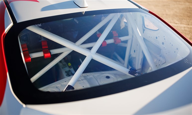 4WD化＆ターボエンジン搭載のガチGT-Four仕様！　北米トヨタが「GR86 ラリーレガシーコンセプト」発表