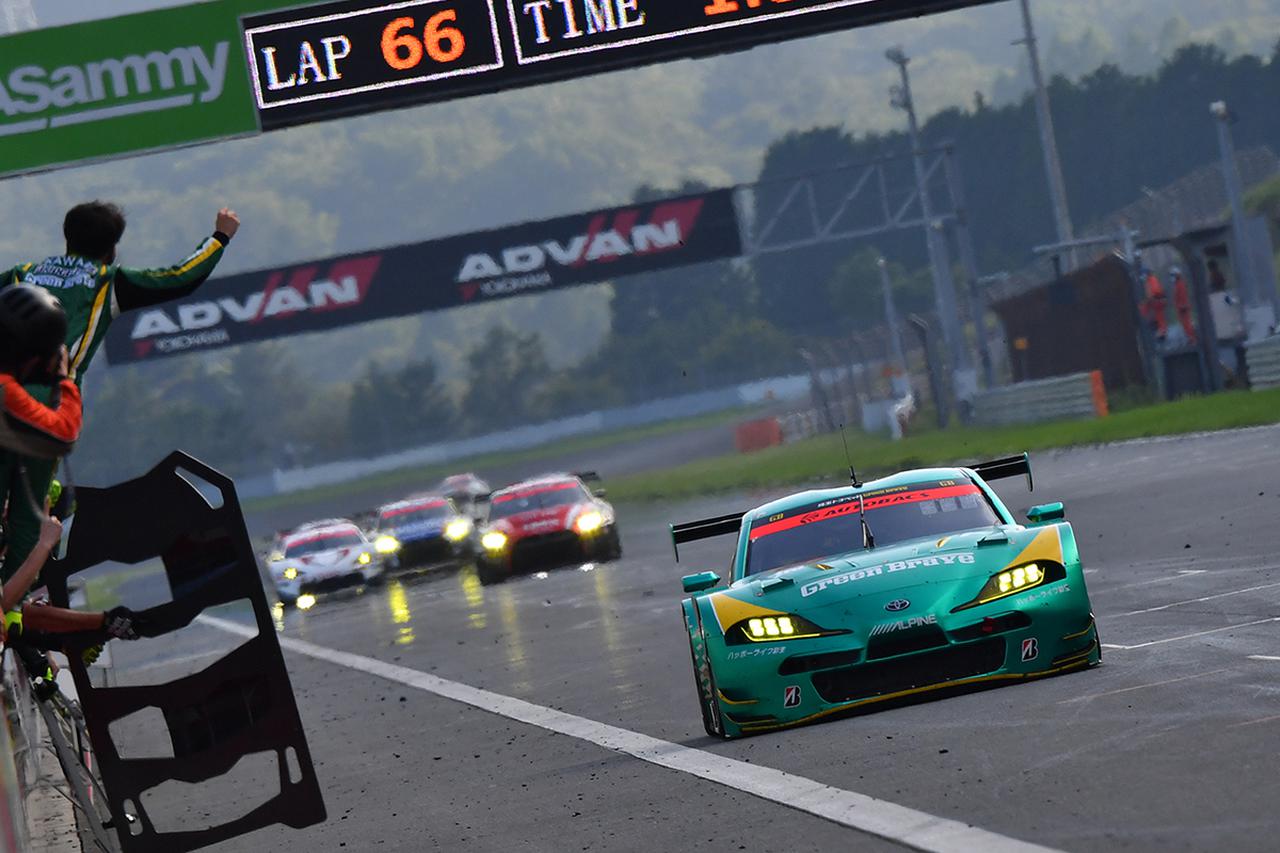 Gr スープラが Gt500 Gt300両クラスを制す スーパーgt開幕戦 Rd01富士sw Webモーターマガジン 自動車情報サイト 新車 中古車 Carview