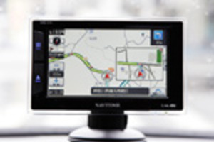 通信カーナビの実力は? ラーメン探しの実走編