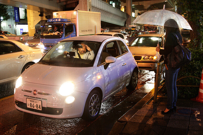通信カーナビの実力は? ラーメン探しの実走編