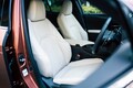 理知的なコンパクトSUV──新型レクサスUX300h試乗記