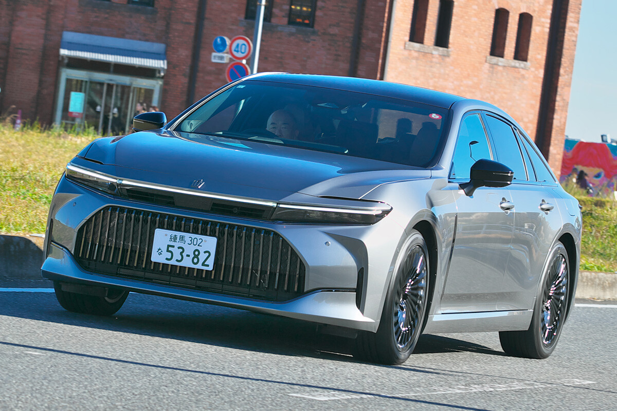 完成度の高いアッパーミドルサルーン、新型「クラウン」セダンの魅力