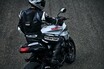 新型スズキ･カタナの新色とアクセサリー装着車がEICMAでお披露目【SUZUKI KATANA】