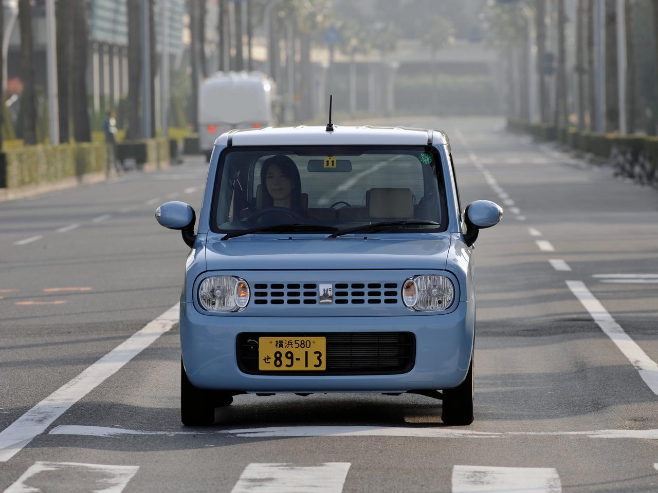 10年ひと昔の国産車 04 スズキ アルトラパンは一体感あふれる走りの ウサギ に進化した Webモーターマガジン 自動車情報サイト 新車 中古車 Carview