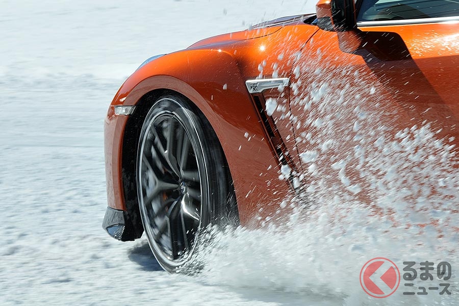 4wd車に過信は禁物 雪道に行く前に知っておきたい4wd車の とは くるまのニュース 自動車情報サイト 新車 中古車 Carview