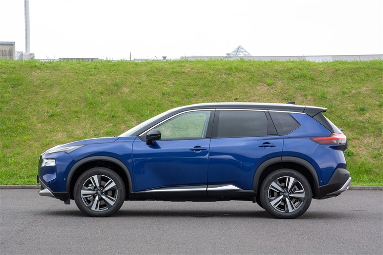 日産、新型エクストレイル発表。e-POWER×e-4ORCEで“上質タフギア”に進化。価格は約320から