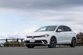大柄な高性能車では味わえない快感…！　伝統のホットハッチ「ポロ GTI」試乗記